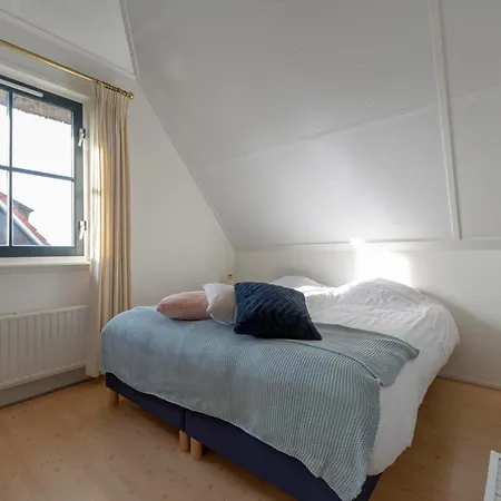 Vila W Electric Charging & Parking Callantsoog