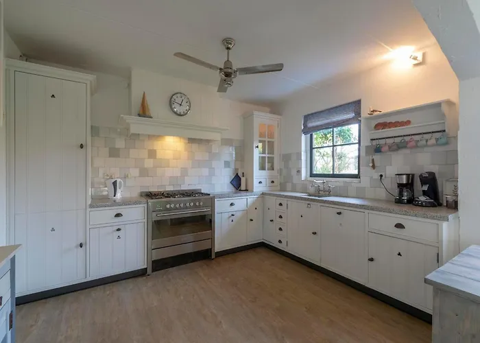 W Electric Charging & Parking * Callantsoog