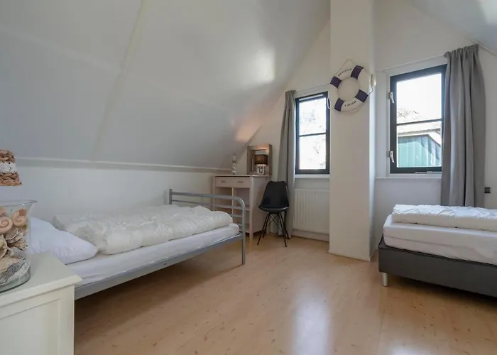 W Electric Charging & Parking Villa *